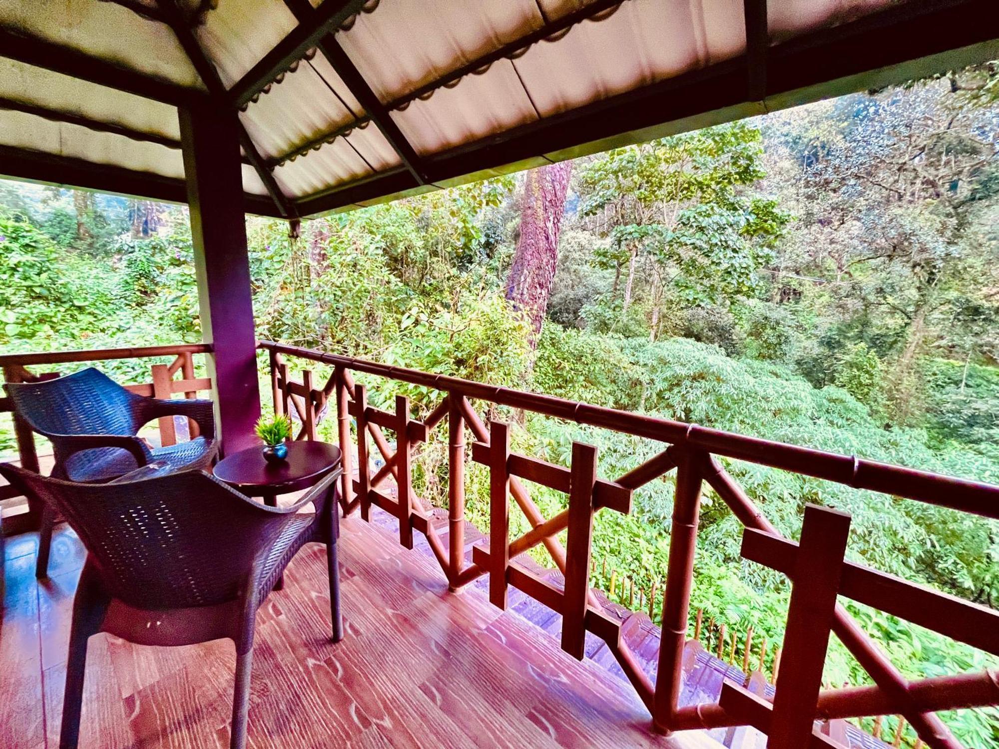 Munnar Tea Estate Cottage And Resort - Away From City Hustle Exterior photo